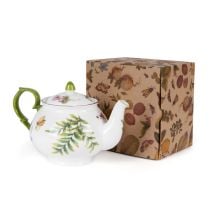 Chelsea porcelain teapot with printed brown box