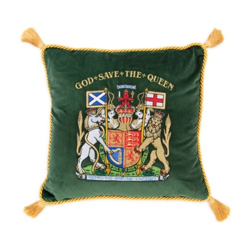 Green velvet cushion with a gold edge and gold tassels. At the centre of the cushion is the Scottish coat of arms featuring a lion and unicorn and the Scottish and English flags.