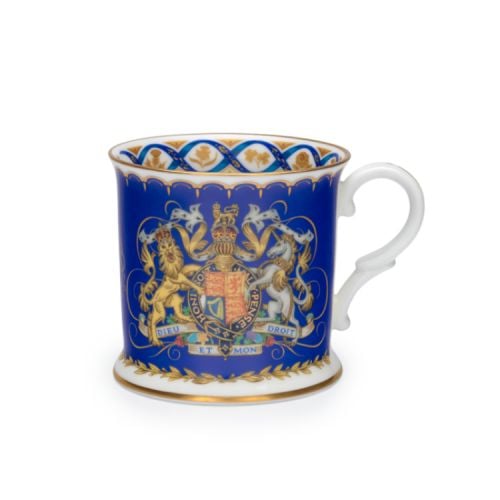 Blue and white Coronation tankard with the Royal coat of arms central.