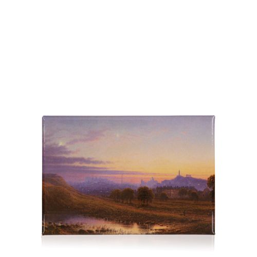 Rectangular magnet featuring a view of Edinburgh