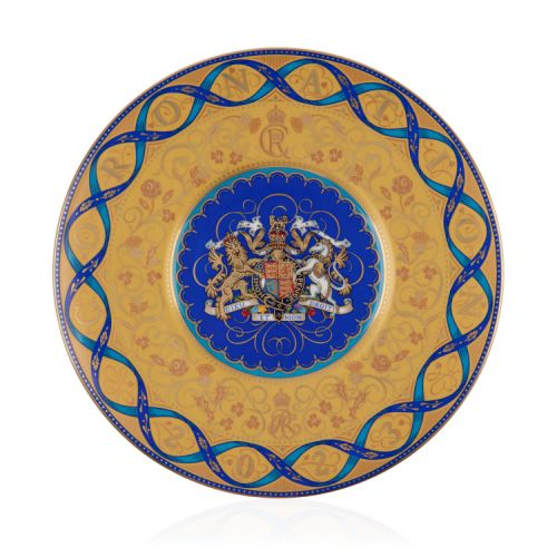 Limited Edition Disc Plate featuring the coat of arms crest and The King's cypher