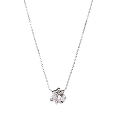 silver daffodil pendant on a silver chain 