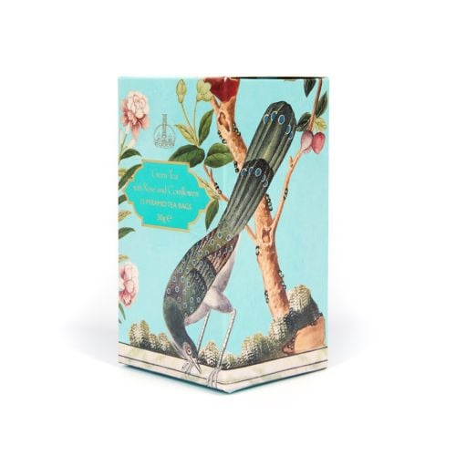 Chinese wallpaper inspired East Wing Green Tea with rose petals and cornflower. 