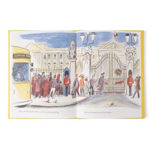 The Guard Mouse by Don Freeman front cover featuring Clyde The Guardmouse on duty outside the palace walls.