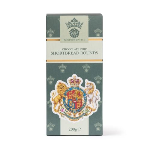 Box of Windsor Castle chocolate chip shortbread rounds with two biscuits placed in front, featuring a royal coat of arms design, 200g.