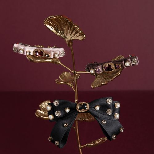 Grey fabric hairclip with Swarvoski crystals and costume pearls