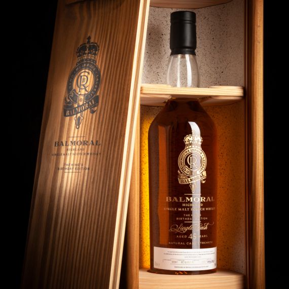 Balmoral Highland Single Malt Scotch Whisky in wooden presentation box. 