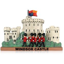 Windsor Castle Tower resin fridge magnet  featuring guardsmen marching in front of the castle tower figure and the words Windsor Castle written on the lower part of the magnet. 