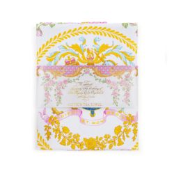 At the centre of this 100% cotton tea towel is the lion and unicorn coat of arms which is surrounded by pink roses, inspired by the pink roses in bloom at the time of The Queen’s official birthday, on the East Terrace Garden, Windsor Castle.