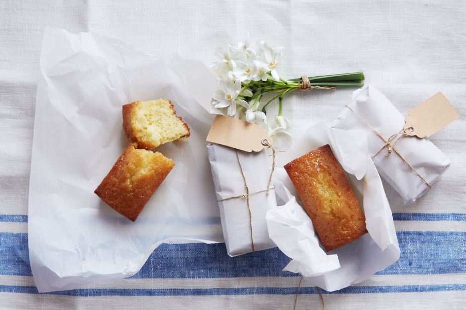 Lemon cake and recipe book